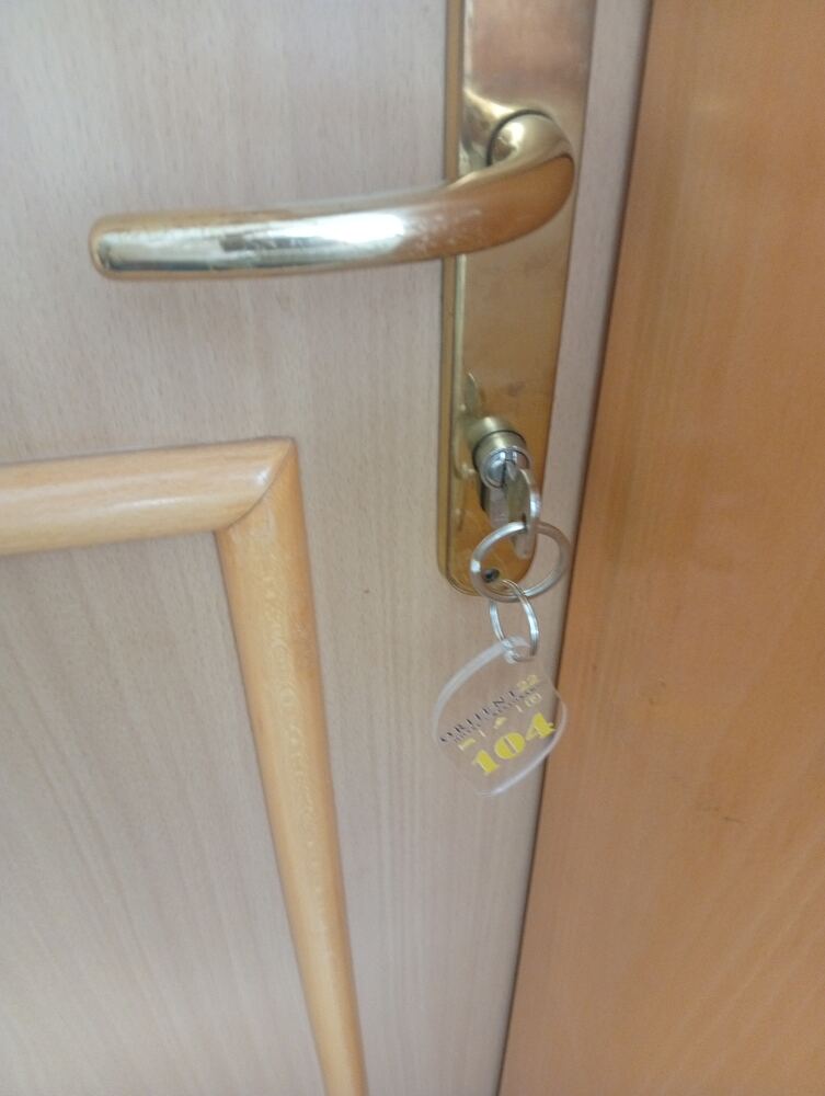 Room key with Orijent 22 fob